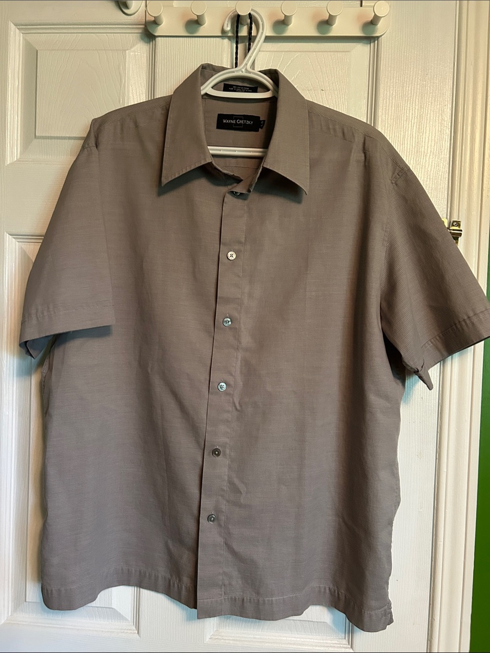 Wayne Gretzky boxy Men’s Short-Sleeve Button-Up Shirt — Gray